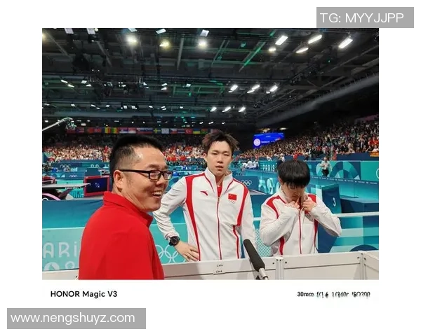 中国足球崛起之路 国内球星背后的奋斗与荣耀